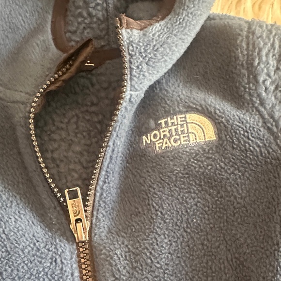 The North Face Navy and Black Fleece Hoodie - Picture 2 of 5